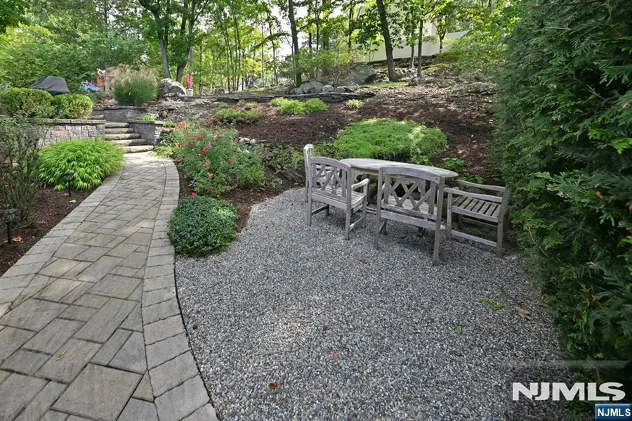 54 Walton Avenue, Oakland, NJ 07436 - #3