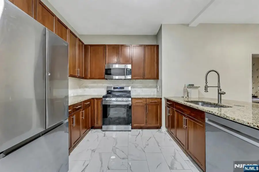 1109 Riverview Avenue 109, Englewood, NJ 07631 - #2