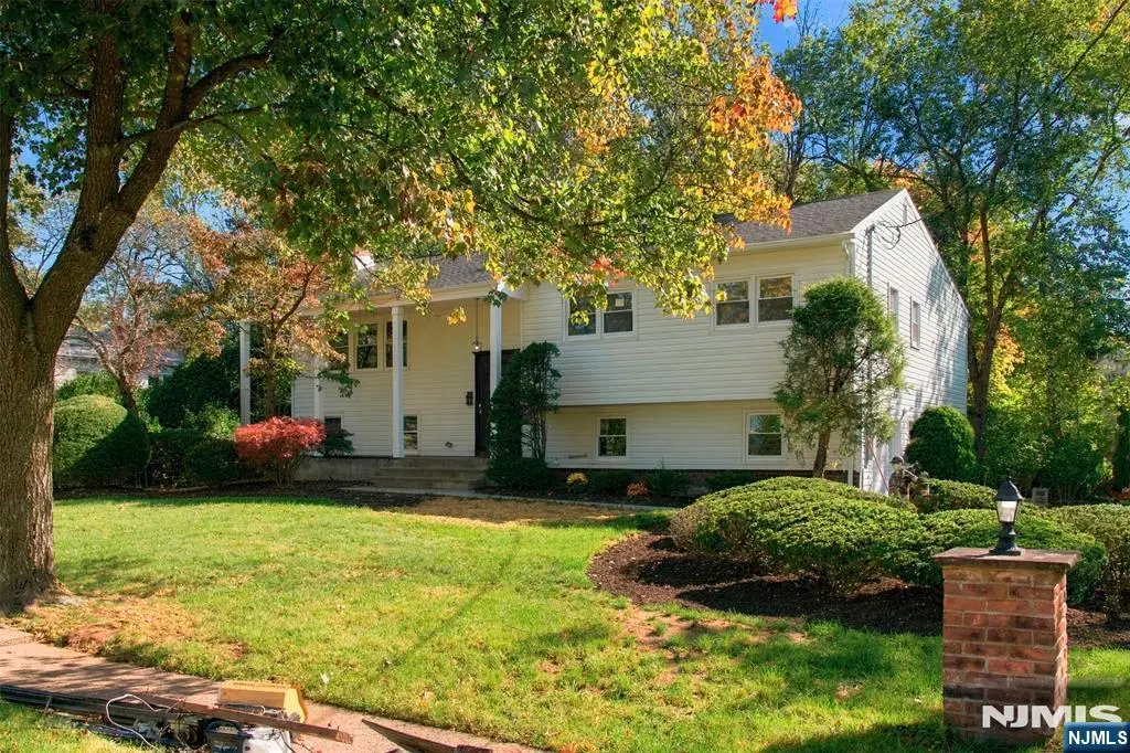 482 Tulane Court, Paramus, NJ 07652 - #1