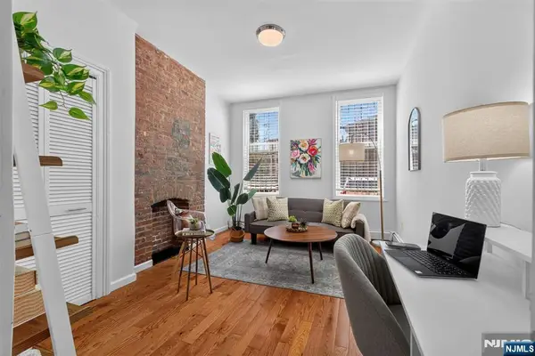 200 Wayne Street 102, Jersey City, NJ 07302