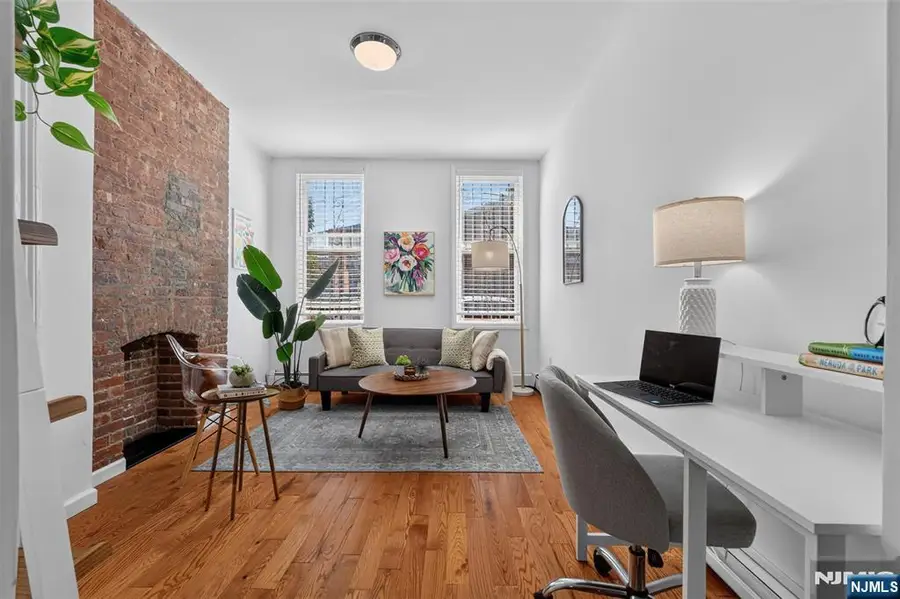 200 Wayne Street 102, Jersey City, NJ 07302 - #2