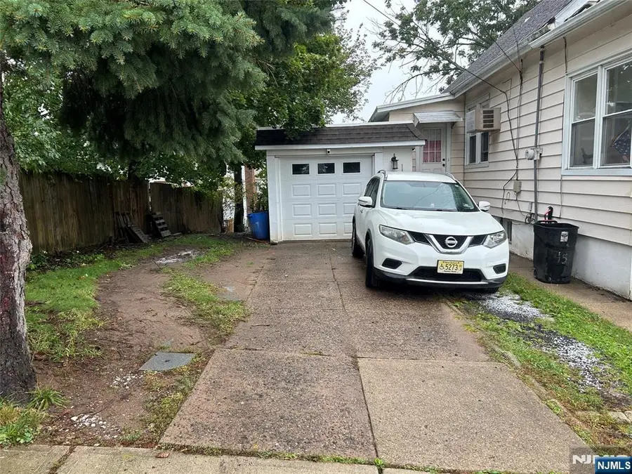 45 Hillcrest Avenue, Woodland Park, NJ 07424 - #3