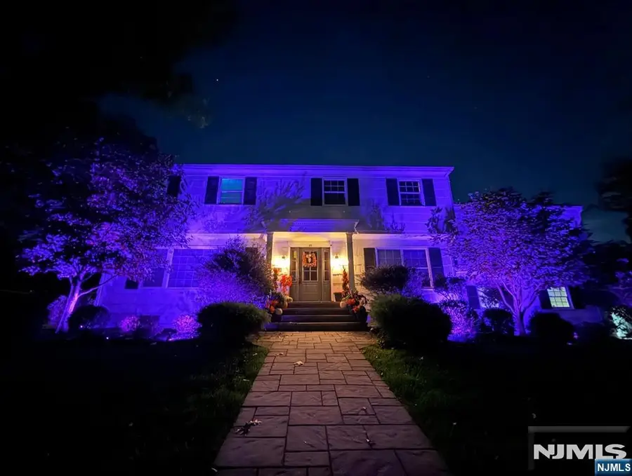 29 Dearborn Drive, Old Tappan, NJ 07675 - #3