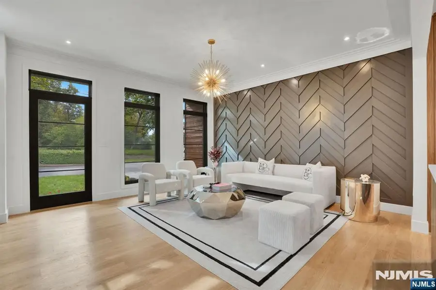 24 S Lyle Avenue, Tenafly, NJ 07670 - #3