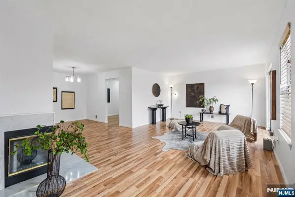 26 Seton Hall Drive 514, Newark, NJ 07103