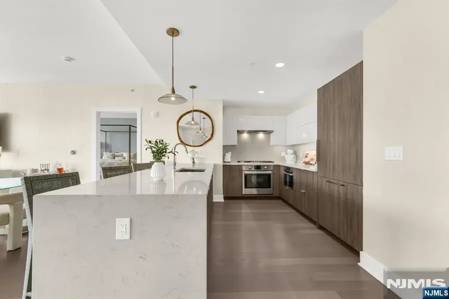9 Ave At Port Imperial 1009, West New York, NJ 07093 - #3