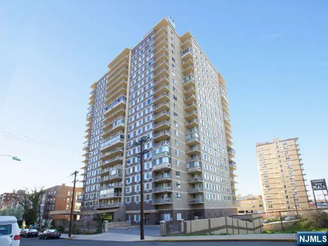 2150 Center Avenue 18A, Fort Lee, NJ 07024 - #1
