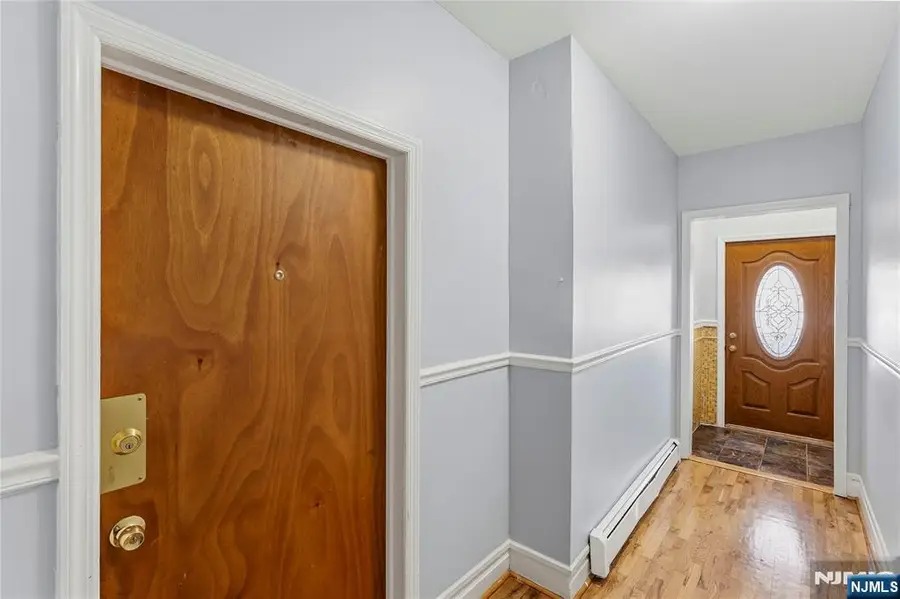 590 Hawthorne Avenue, Irvington, NJ 07112 - #3