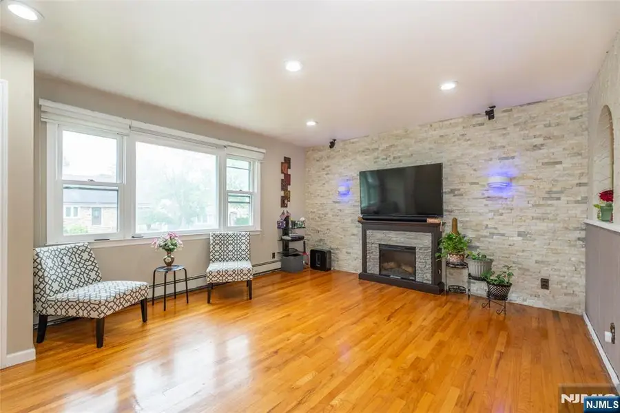34 Meadow Lane, Clifton, NJ 07012 - #3