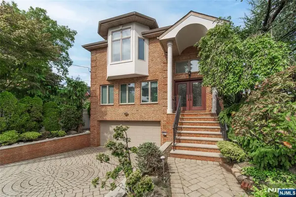 339 Tremont Avenue, Fort Lee, NJ 07024