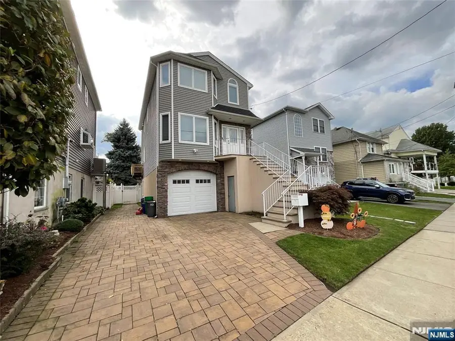 112 Tontine Avenue, Lyndhurst, NJ 07071 - #3