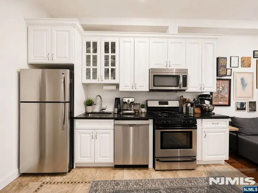 76 Hutton Street 3, Jersey City, NJ 07307 - #2