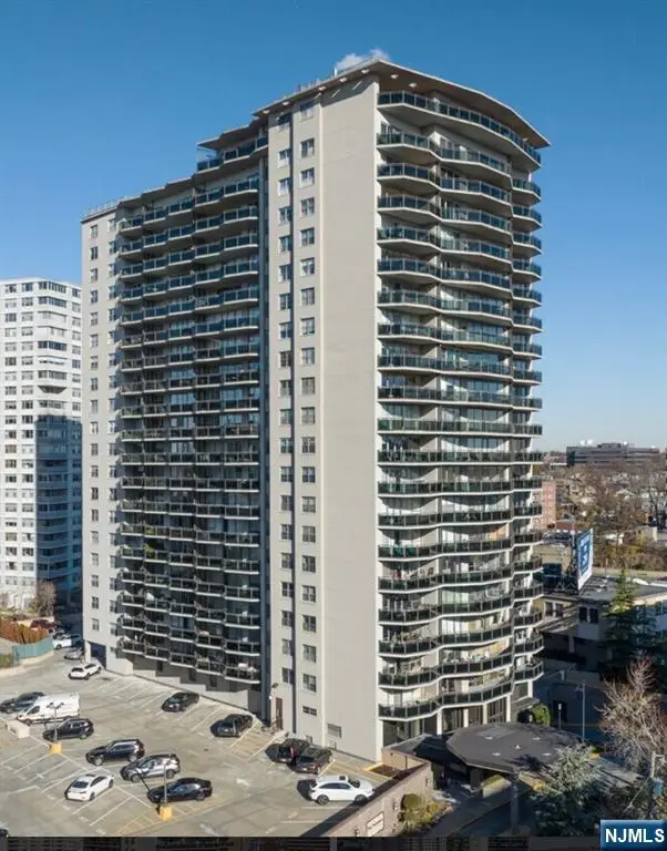2077 Center Avenue 7J, Fort Lee, NJ 07024 - #1