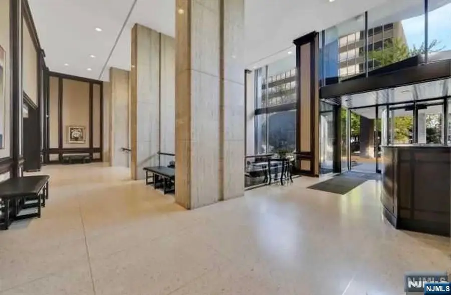 2077 Center Avenue 7J, Fort Lee, NJ 07024 - #3