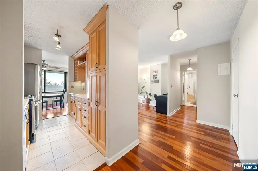 277 Prospect Avenue 6B, Hackensack, NJ 07601 - #3