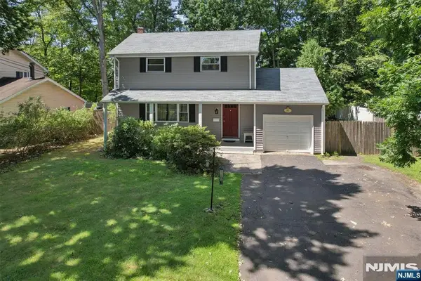 91 Legion Place, Hillsdale, NJ 07642