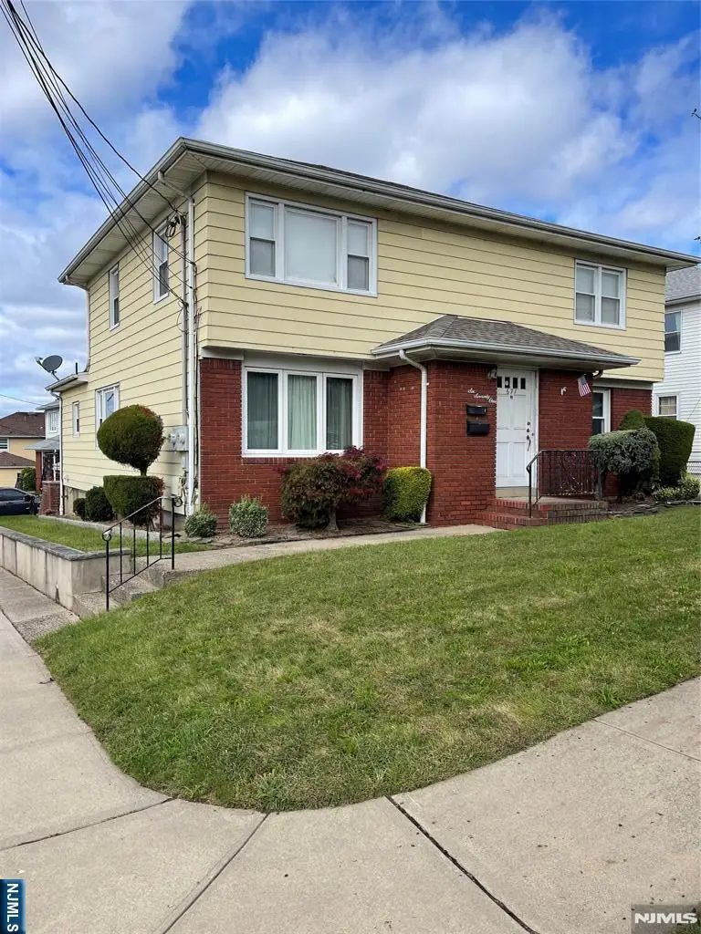 671 Chase Avenue, Lyndhurst, NJ 07071 - #2