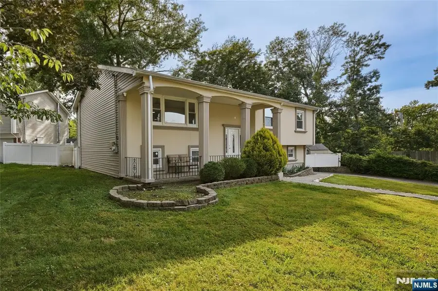 66 Lockwood Place, Clifton, NJ 07012 - #3