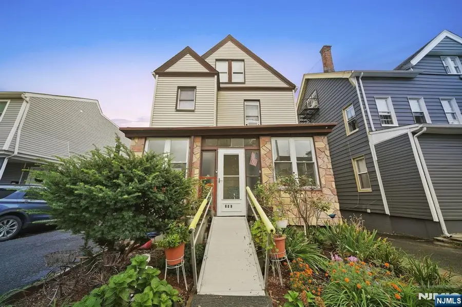 280 Lincoln Street, East Orange, NJ 07017 - #2