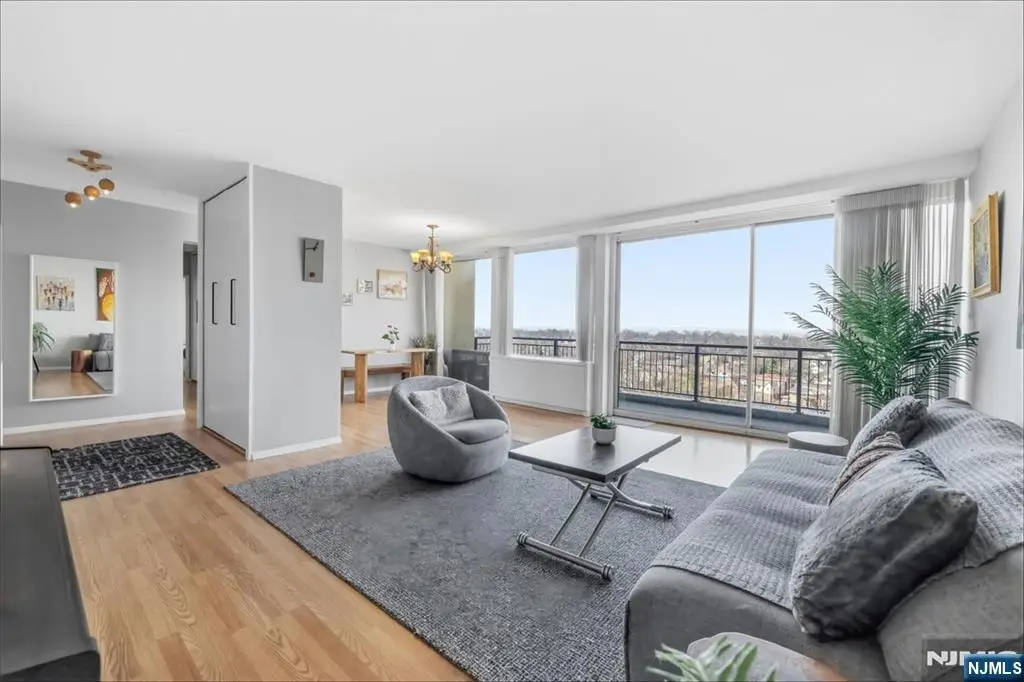 1 Horizon Road 1209, Fort Lee, NJ 07024 - #1