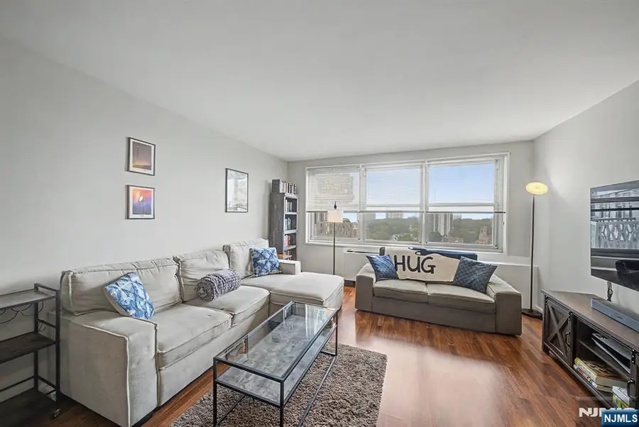 2000 Linwood Avenue 12N, Fort Lee, NJ 07024 - #2