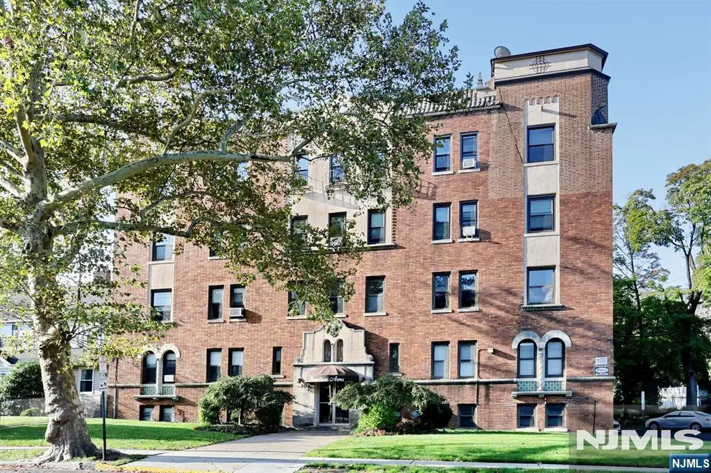 303 Hamilton Place A4, Hackensack, NJ 07601 - #1