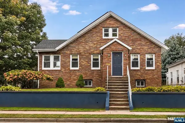 25 Davey Street, Bloomfield, NJ 07003