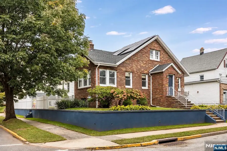 25 Davey Street, Bloomfield, NJ 07003 - #2
