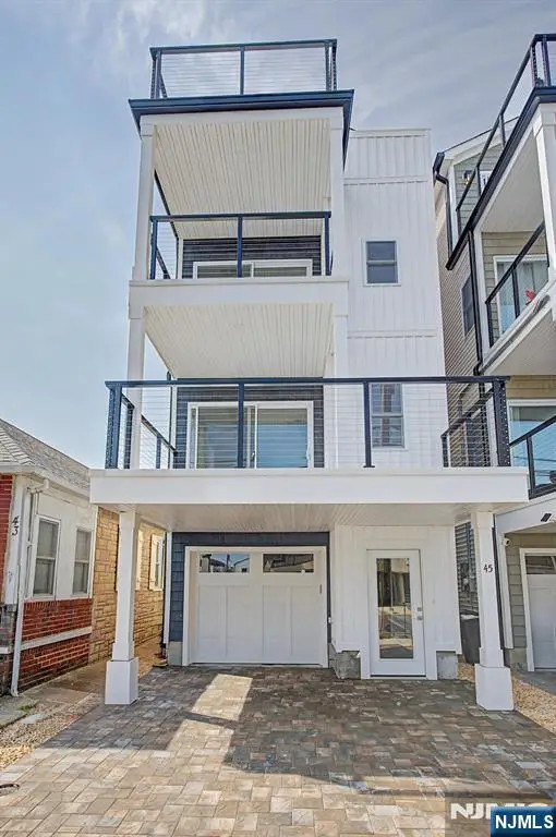 45 Lincoln Avenue, Seaside Heights, NJ 08751
