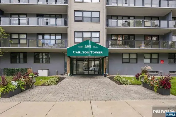 285 Aycrigg Avenue 12G, Passaic, NJ 07055