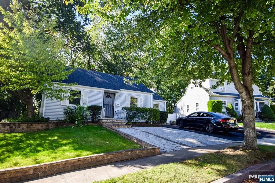76 Orchard Drive, Clifton, NJ 07012 - #2
