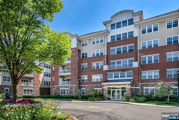 10323 Warrens Way 61, Wanaque, NJ 07465