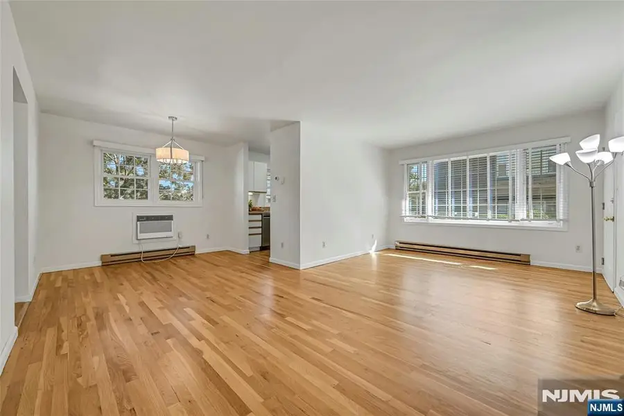 180 S Washington Avenue B1, Bergenfield, NJ 07621 - #3