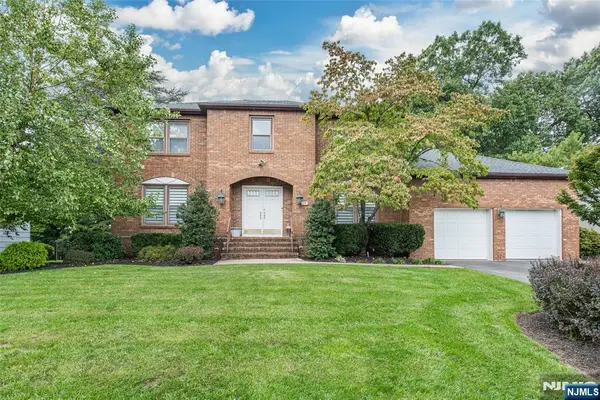 178 Webster Drive, Wayne, NJ 07470