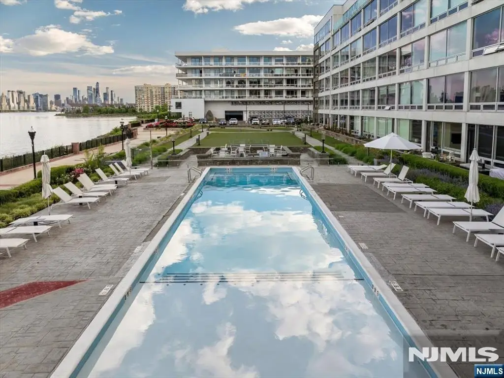 9 Somerset Lane 118, Edgewater, NJ 07020 - #1