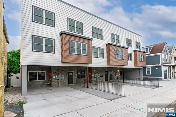 643 S 10th Street, Newark, NJ 07108