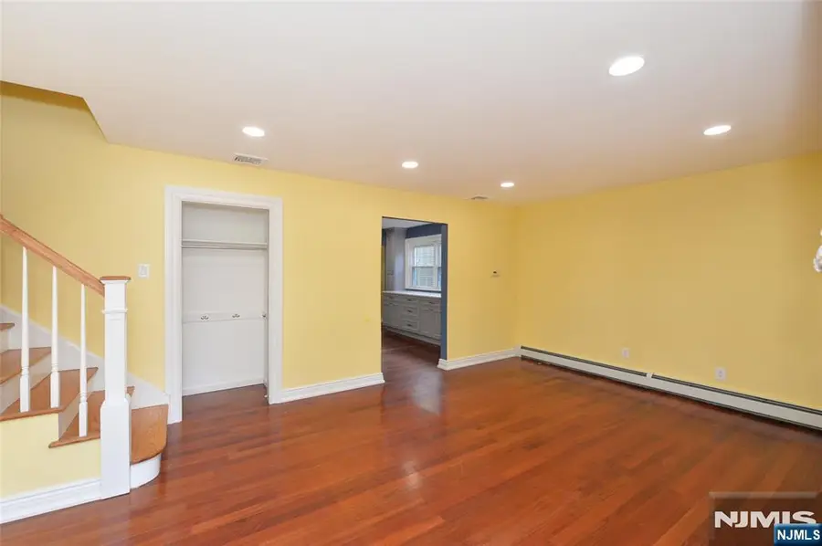 3-27 30th Street, Fair Lawn, NJ 07410 - #3