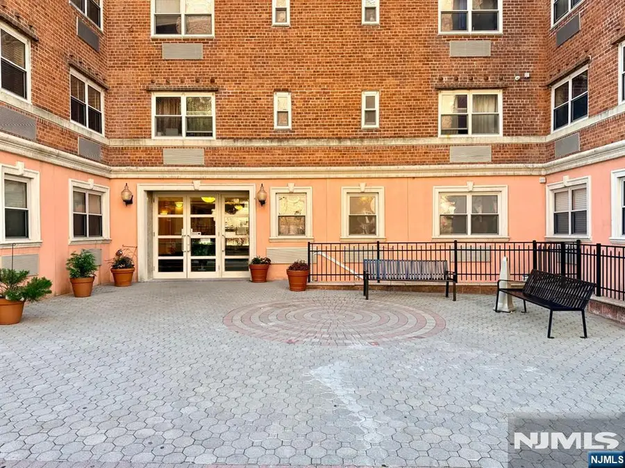 70 Munn Avenue 1008, East Orange, NJ 07018 - #3