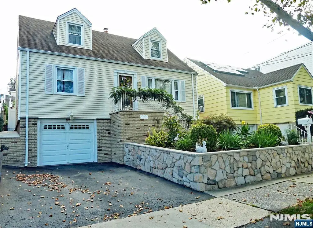 32 William Street, Kearny, NJ 07032 - #1
