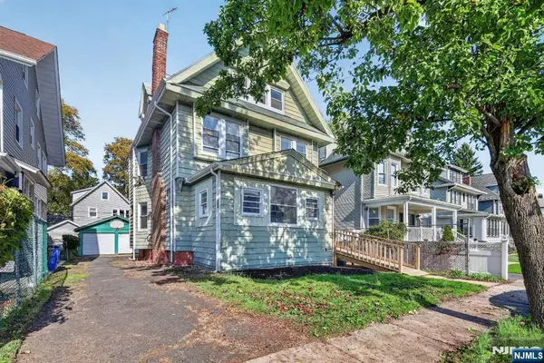 389 Maple Avenue, East Orange, NJ 07017