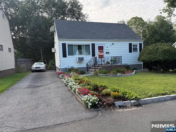 334 4th Avenue, Hawthorne, NJ 07506