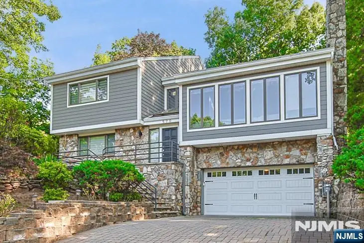 570 Grandview Terrace, Leonia, NJ 07605 - #1