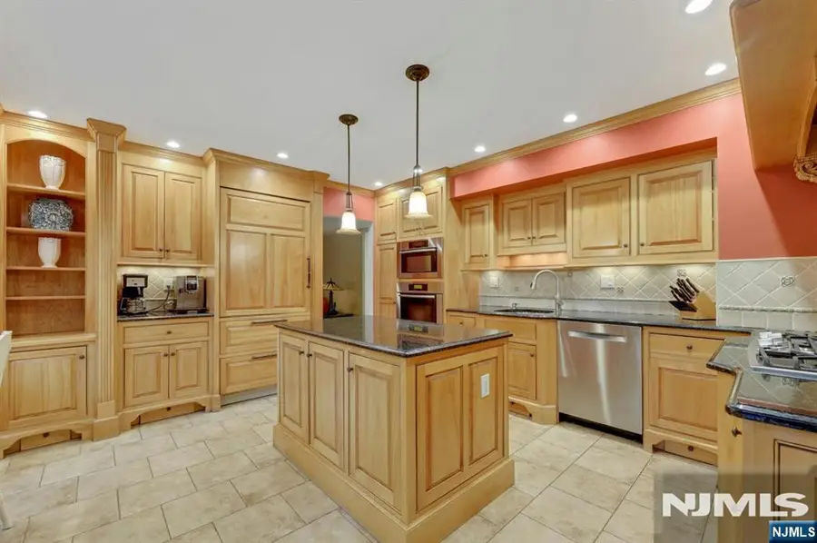 17 Chandler Drive, Wayne, NJ 07470 - #2