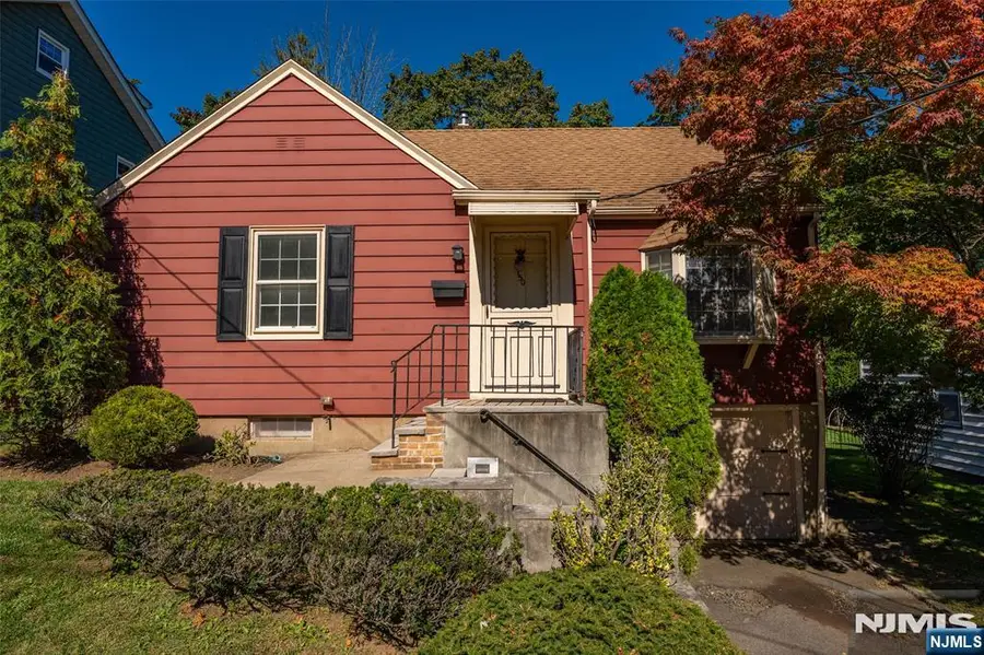150 Franklin Street, Verona, NJ 07044 - #2