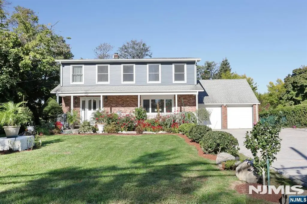183 Farview Avenue, Paramus, NJ 07652 - #1