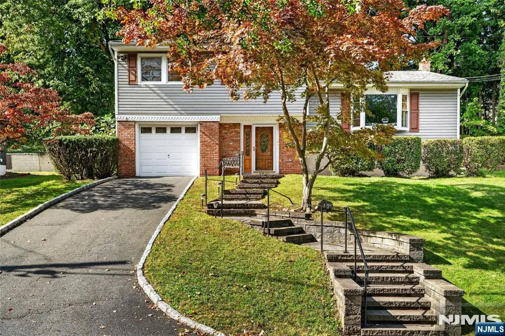 10 Hasbrouck Avenue, Emerson, NJ 07630 - #1