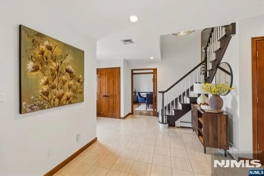 44 Jani Court, Clifton, NJ 07013 - #3