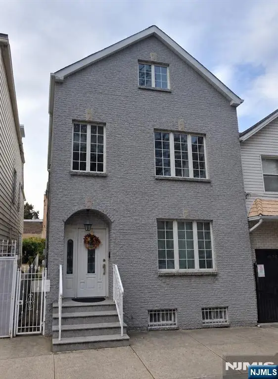 147 Van Buren Street, Newark, NJ 07105