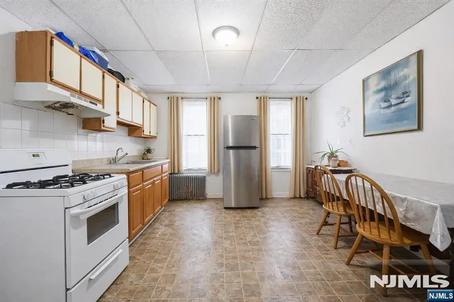 509 Monastery Place, Union City, NJ 07087 - #2