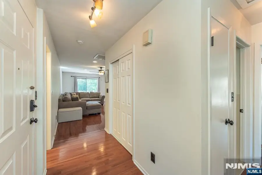12 Frankie Lane 3304, East Hanover, NJ 07936 - #2